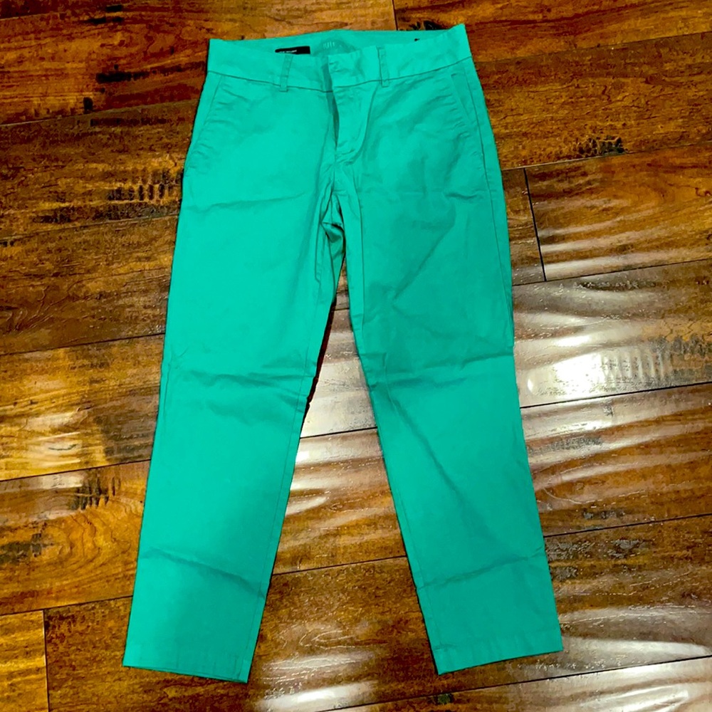 Women’s cropped pants
